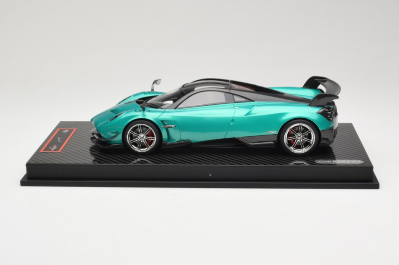 Pagani Huayra BC Green Metallic Yy Model 1:18 REMC020 Rășină