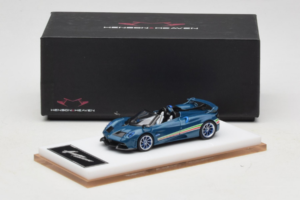 Pagani Huayra Tricolore Roadster Albastru Henson & Heaven 1:64 PHTRB01 Rășină - imaginea 8 din 8