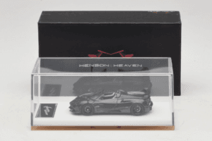 Pagani Huayra Tricolore Roadster Exposed Carbon Henson & Heaven 1:64 PHREC01 Metal - imaginea 7 din 7