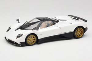 Pagani Zonda F Alb Mondo Motors 1:18 157655 Metal