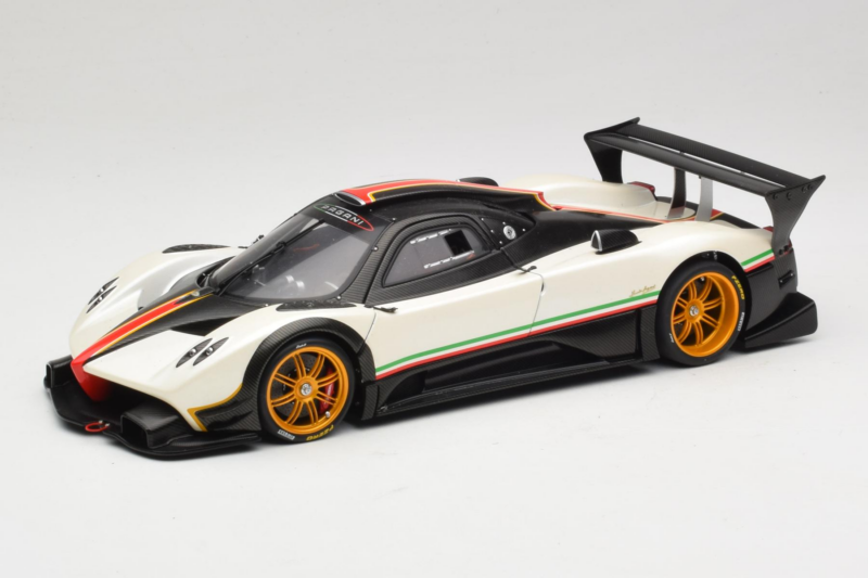 Pagani Zonda R Revolucion Alb AUTOart 1:18 78262 Metal