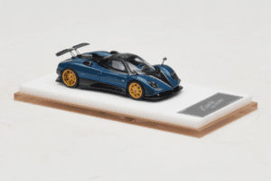 Pagani Zonda Tricolore Exposed Carbon Albastru Henson & Heaven 1:64 PZTECB01 Metal - imaginea 4 din 7