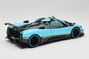 Pagani Zonda Uno Carbon Albastru Deschis Almost Real 1:18 850630001 Metal - imaginea 3 din 8
