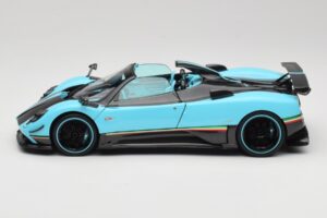 Pagani Zonda Uno Carbon Albastru Deschis Almost Real 1:18 850630001 Metal - imaginea 4 din 8