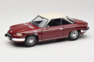 Panhard 24 CT Roșu Solido 1:18 1832500 Metal