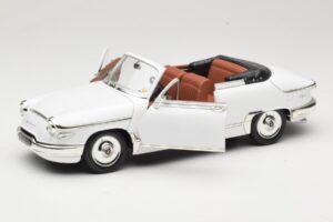 Panhard PL17 Cabriolet Alb Solido 1:18 8174 Metal - imaginea 2 din 8