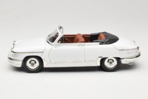 Panhard PL17 Cabriolet Alb Solido 1:18 8174 Metal - imaginea 4 din 8