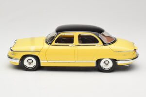 Panhard PL17 Galben Solido 1:18 8173 Metal - imaginea 4 din 8