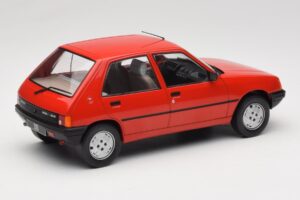 Peugeot 205 Roșu MCG 1:18 MCG18492 Metal - imaginea 2 din 6
