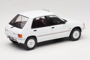 Peugeot 205 Alb MCG 1:18 MCG18493 Metal - imaginea 2 din 6