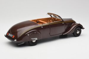 Peugeot 402 Eclipse Ciocolată Norev 1:18 184873 Metal - imaginea 3 din 12