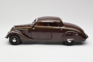 Peugeot 402 Eclipse Ciocolată Norev 1:18 184873 Metal - imaginea 5 din 12