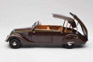 Peugeot 402 Eclipse Ciocolată Norev 1:18 184873 Metal - imaginea 6 din 12