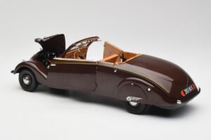 Peugeot 402 Eclipse Ciocolată Norev 1:18 184873 Metal - imaginea 8 din 12
