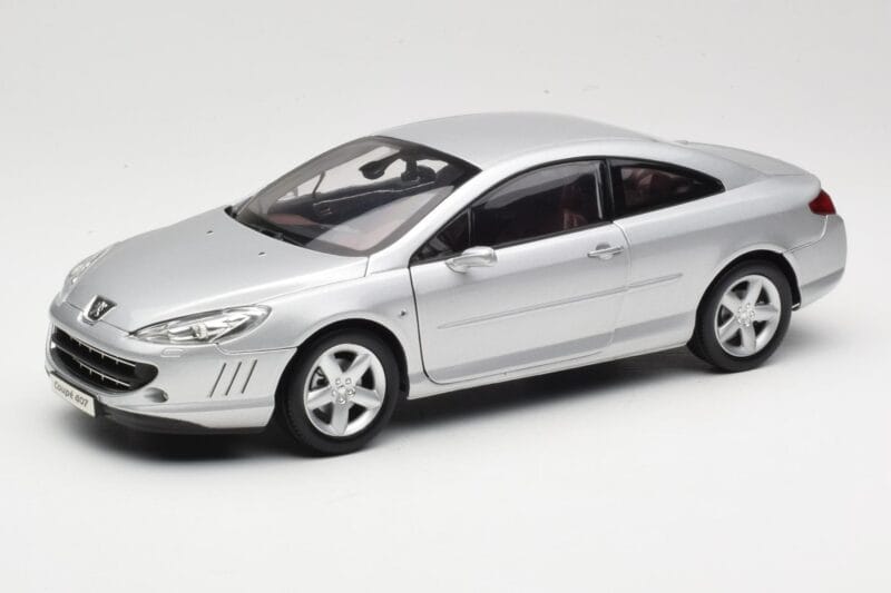 Peugeot 407 Coupe Argintiu Norev 1:18 184747 Metal