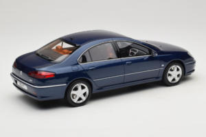 Peugeot 607 Phase II 3.0 V6 Albastru Otto 1:18 OT485 Rășină - imaginea 2 din 6