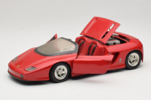 Pininfarina Mythos Roșu Revell 1:18 8806 Metal - imaginea 2 din 8