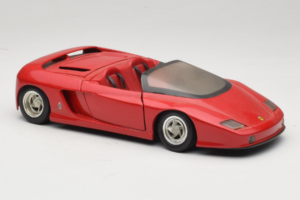 Pininfarina Mythos Roșu Revell 1:18 8806 Metal - imaginea 6 din 8