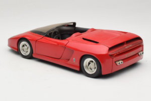 Pininfarina Mythos Roșu Revell 1:18 8806 Metal - imaginea 7 din 8