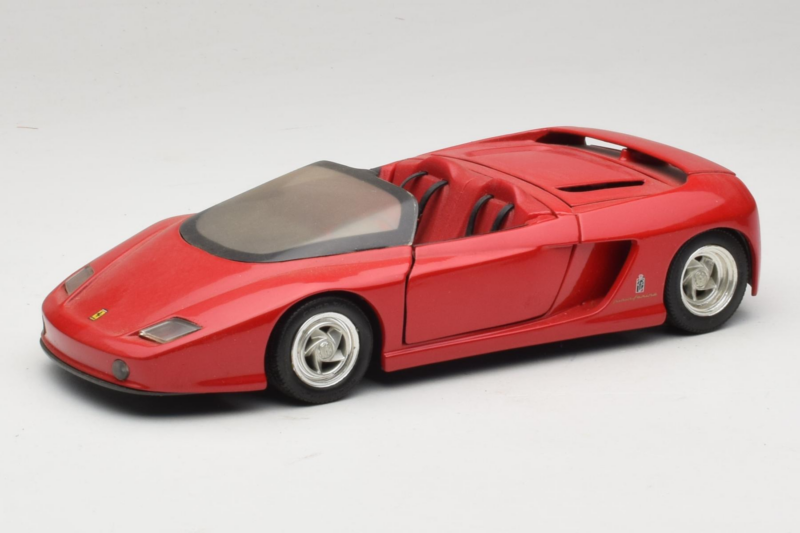Pininfarina Mythos Roșu Revell 1:18 8806 Metal