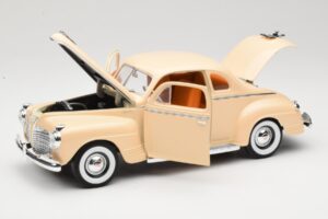 Plymouth Coupe Bej Road Signature 1:18 92398 Metal - imaginea 2 din 8