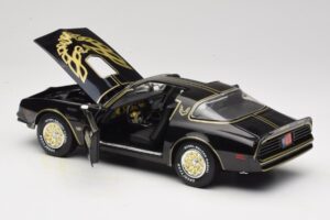 Pontiac Firebird Trans Am SE Smokey and the Bandit Joyride 1:18 33121 Metal - imaginea 5 din 8