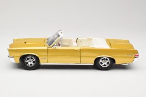 Pontiac GTO Hurst Edition Auriu Maisto 1:18 531884 Metal - imaginea 4 din 8