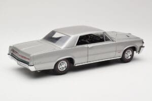 Pontiac GTO Argintiu Sun Star 1:18 1821 Metal - imaginea 3 din 8