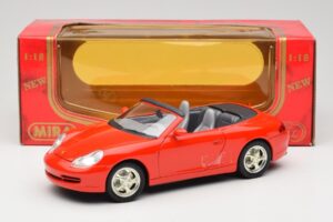 Porsche 911 996 Cabriolet Roșu Mira 1:18 6930 Metal - imaginea 8 din 8