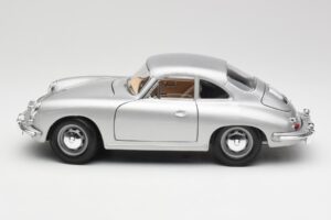 Porsche 356B Argintiu Bburago 1:18 3021-M1 Metal - imaginea 4 din 8