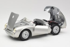 Porsche 550 A Spyder Argintiu Maisto 1:18 50314 Metal - imaginea 2 din 8