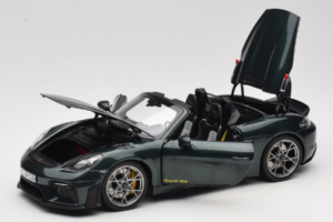 Porsche 718 Spyder RS Weissach Pack Forest Green Norev 1:18 187272 Metal - imaginea 2 din 8