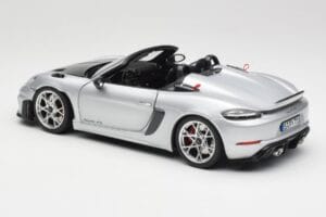 Porsche 718 Spyder RS Weissach Pack GT-Silver Metallic Norev 1:18 187270 Metal - imaginea 7 din 8
