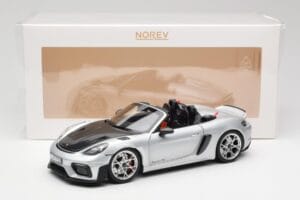 Porsche 718 Spyder RS Weissach Pack GT-Silver Metallic Norev 1:18 187270 Metal - imaginea 8 din 8