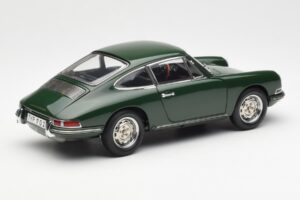 Porsche 901 Verde CMC 1:18 M-067B Metal - imaginea 2 din 6