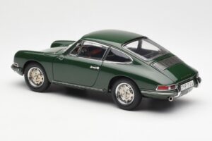 Porsche 901 Verde CMC 1:18 M-067B Metal - imaginea 5 din 6