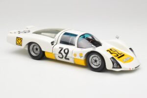 Porsche 906LH #32 Porsche System Engineering G. Schutz / P. De Klerk 24 Hours of Le Mans 1966 Minichamps 1:18 100666132 Metal - imaginea 6 din 8