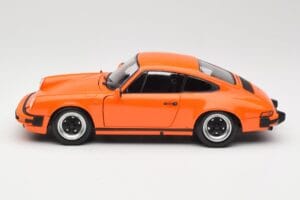 Porsche 911 930 Carrera 3.2 Signal Orange Minichamps 1:18 100063025 Metal - imaginea 4 din 8
