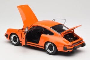 Porsche 911 930 Carrera 3.2 Signal Orange Minichamps 1:18 100063025 Metal - imaginea 5 din 8