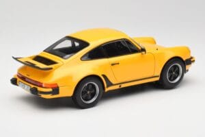 Porsche 911 930 Turbo 3.0 Galben Norev 1:18 187579 Metal - imaginea 3 din 8