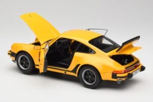 Porsche 911 930 Turbo 3.0 Galben Norev 1:18 187579 Metal - imaginea 5 din 8