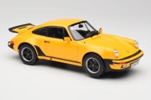 Porsche 911 930 Turbo 3.0 Galben Norev 1:18 187579 Metal - imaginea 6 din 8