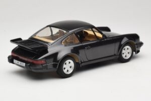 Porsche 911 930 Turbo Verde Tonka 1:18 1677 Metal - imaginea 3 din 8