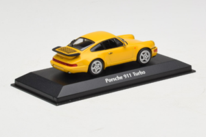 Porsche 911 964 Turbo Galben MaxiChamps 1:43 940069104 Metal - imaginea 2 din 4