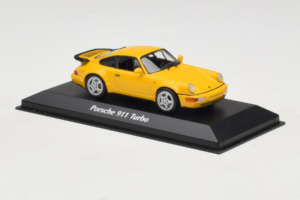 Porsche 911 964 Turbo Galben MaxiChamps 1:43 940069104 Metal - imaginea 3 din 4