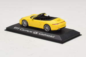 Porsche 911 991 Carrera 4S Cabriolet Galben Minichamps 1:43 WAP0201120C Metal - imaginea 3 din 5