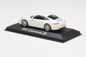 Porsche 911 991 Carrera S Alb IAA Frankfurt 2011 Minichamps 1:43 WAX20100090 Metal - imaginea 4 din 5