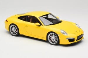 Porsche 911 991 Carrera S Racing Yellow Minichamps 1:18 100061021 Metal - imaginea 6 din 8