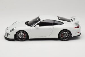 Porsche 911 991 GT3 Alb Cu Jante Argintii Minichamps 1:18 113062721 Metal - imaginea 4 din 8