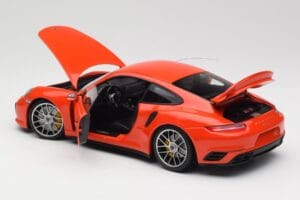 Porsche 911 991 Turbo S Lava Orange Minichamps 1:18 110067120 Metal - imaginea 5 din 8